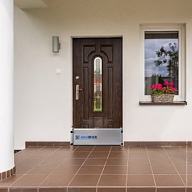 Installazione in luce Paratie antiallagamento Aquablock  ingresso villa