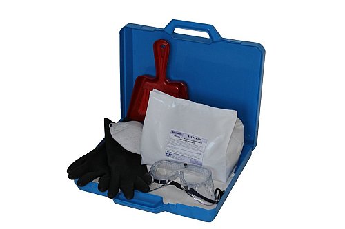 Kit antisversamento per acido solforico in valigietta