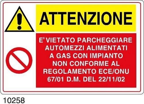 Vietato parcheggiare automezzi alimentati a gas -Alluminio - 700x500 mm.