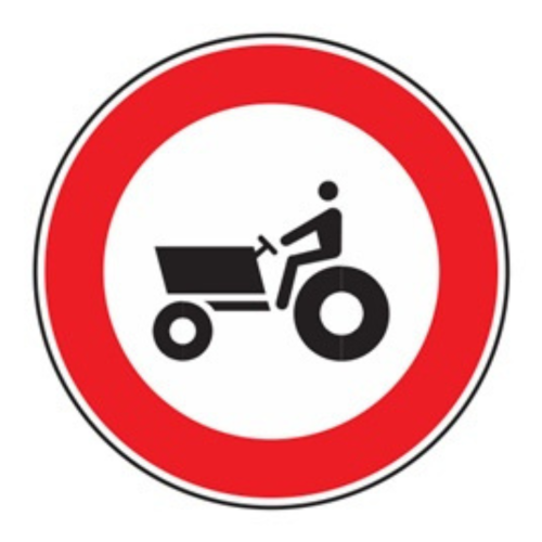 Transito vietato alle macchine agricole